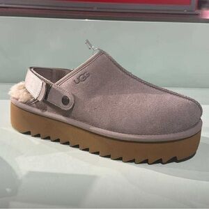 UGG Women Lanah Clog Platform -